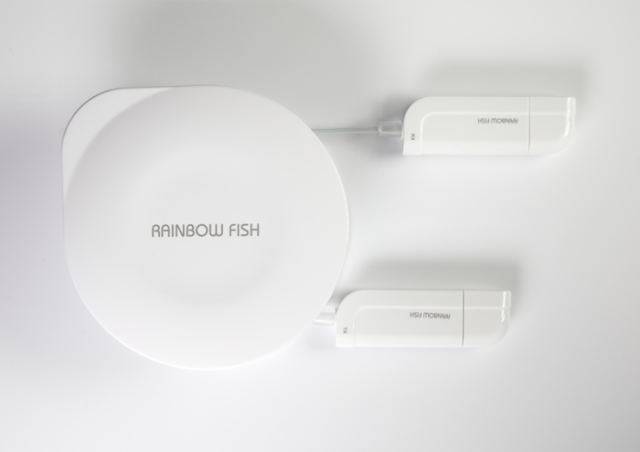 Rainbow_Fish_Fiber_Optic_HDMI_Cable_White2.png