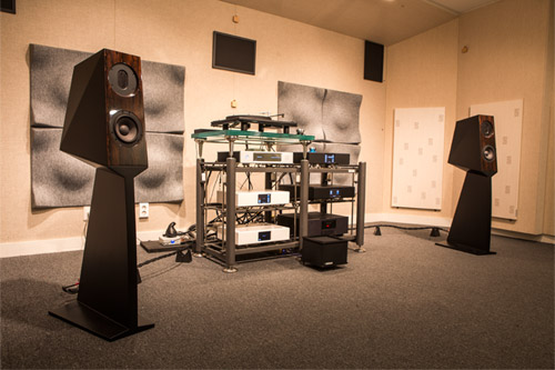 Kaiser Acoustics Chiara, Alluxity Pre, Power One Amp, Synergistic Research ûȸ ı