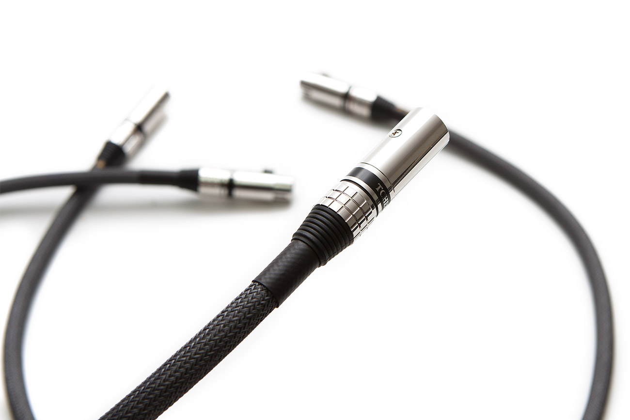 Ultimate-IC-XLR-Cable-8_1300x867.jpg