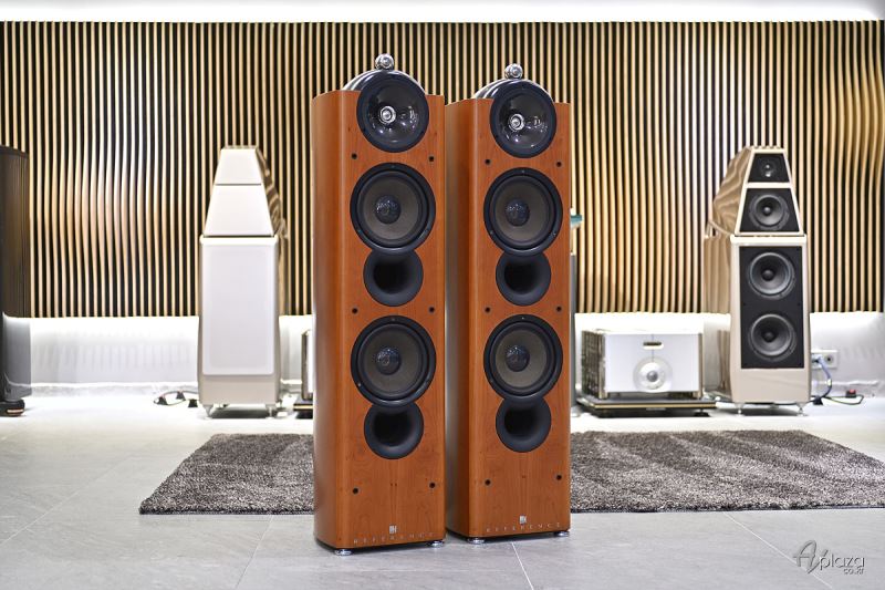 KEF() Reference 205