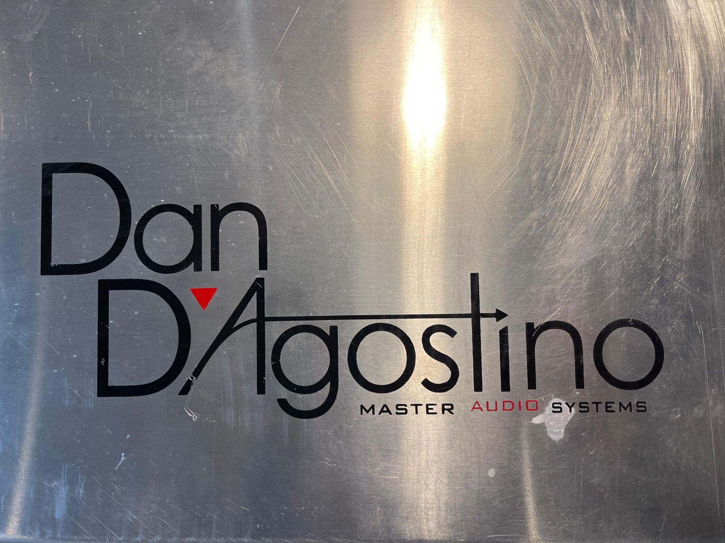 DAN D'Agostino Momentum Lifestyle Ƽ Ǹմϴ