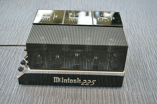 Ʈ Ų MC225  POWER AMP Դϴ
